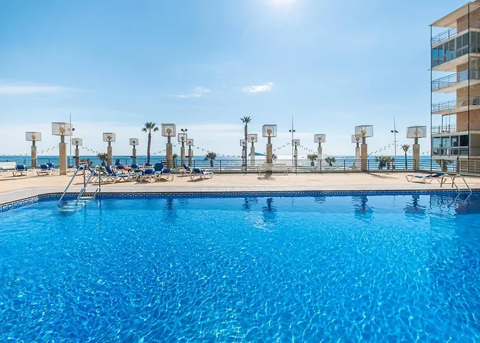 Santa Margarita Deluxe 14-D Levante Beach